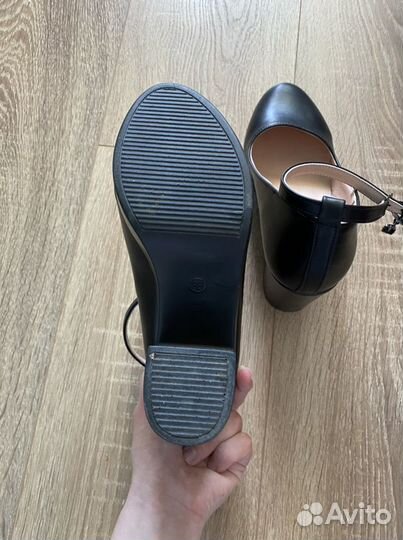 Туфли женские