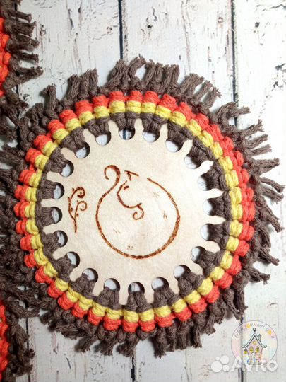 Подставка под кружку макраме/дерево