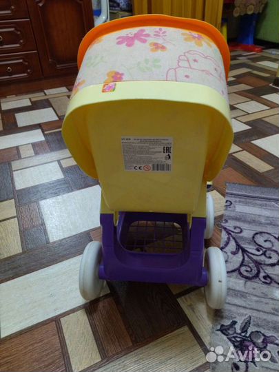 Коляска для кукол