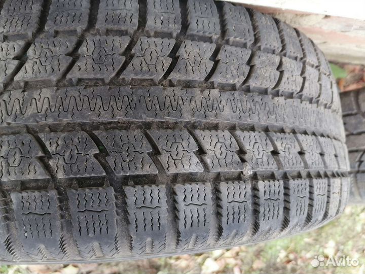 Toyo Observe GSi-5 205/55 R16 94T