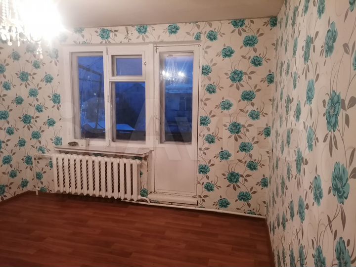 1-к. квартира, 33 м², 3/3 эт.