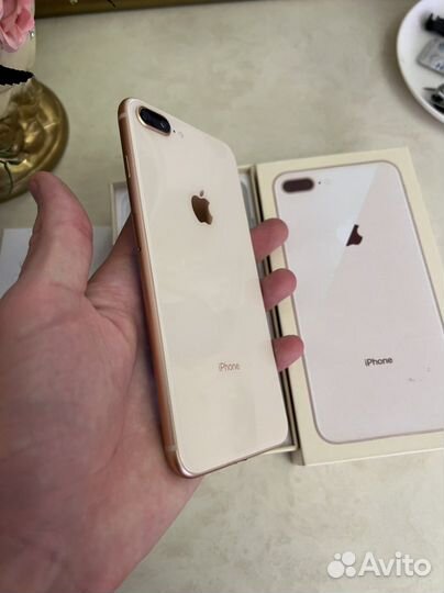 iPhone 8 Plus, 256 ГБ