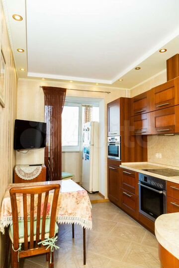 1-к. квартира, 38 м², 2/10 эт.