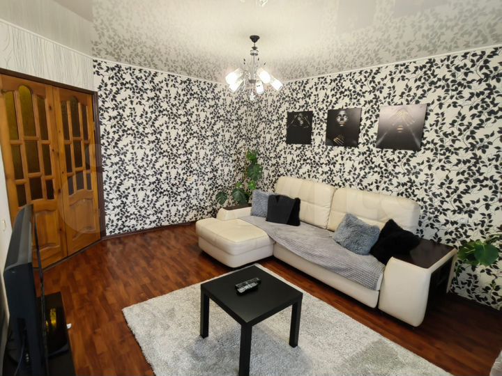 2-к. квартира, 46 м², 9/9 эт.