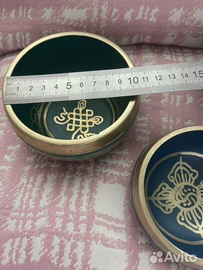 Поющая чаша