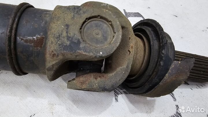 Кардан в сборе на Mercedes-Benz W126 SEC500