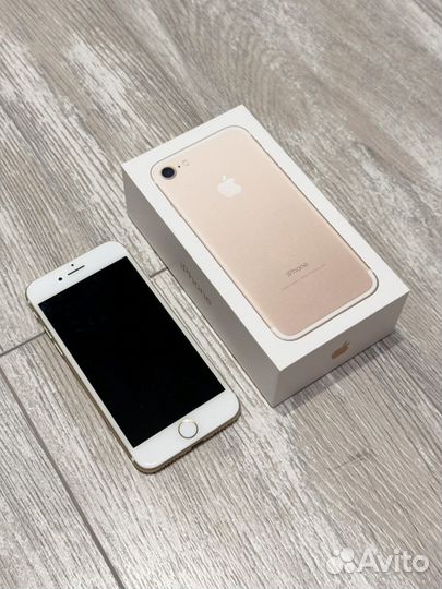 iPhone 7, 32 ГБ