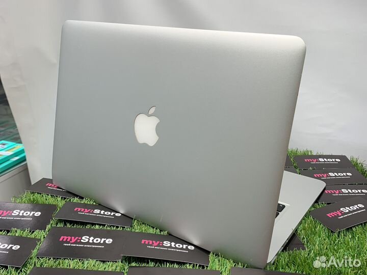 MacBook Air 13-inch, 8/128 гб, Silver