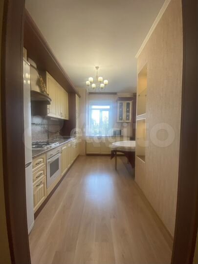 3-к. квартира, 114 м², 5/6 эт.