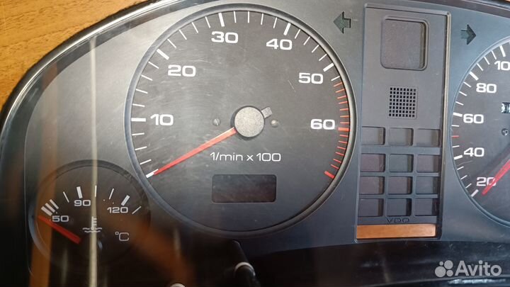 Приборная панель Audi 80 B4 (дизель)