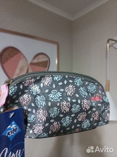 Косметичка Германия 22х10х6.5 см