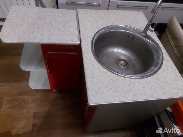 Кухонный гарнитур угловой бу для маленькой кухни