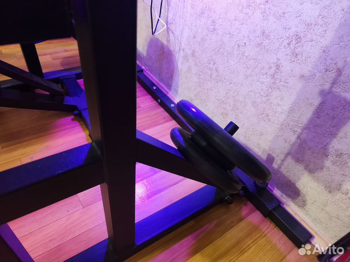 Скамья для жима со страховкой и штанга прямая 70кг