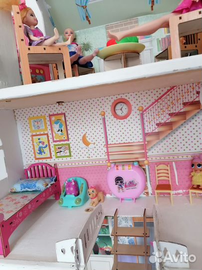 Домик кукольный