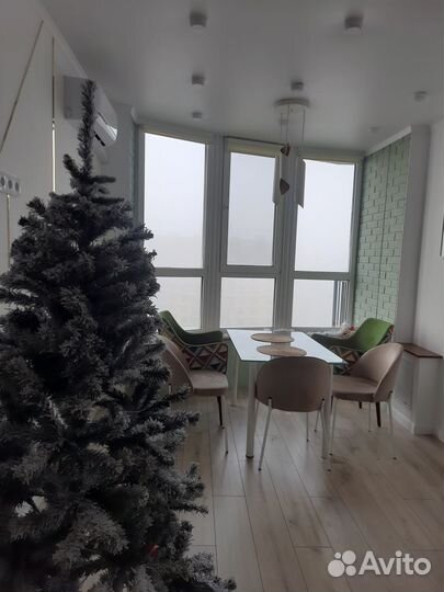 Продам елку заснеженную 1.8 метра