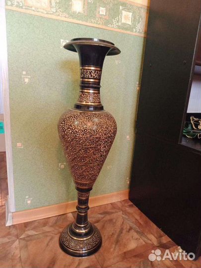 Ваза из латуни, Индия