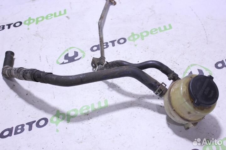 Бачок гидроусилителя Toyota Camry v40