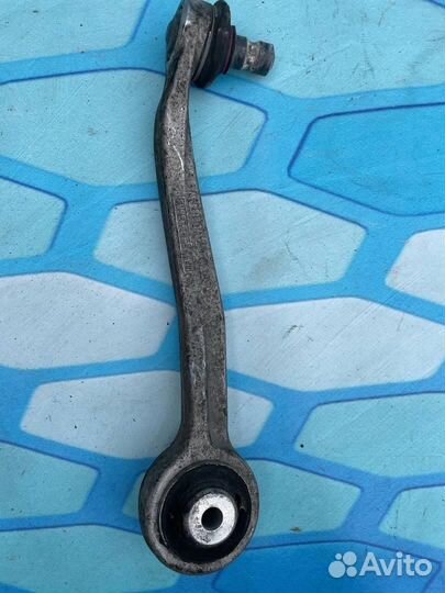Рычаг передний верхний левый 8K0407509A