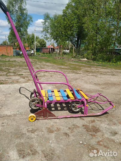 Детские санки на колесах