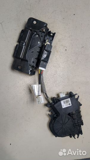 Замок багажника BMW X3 F25, 2016