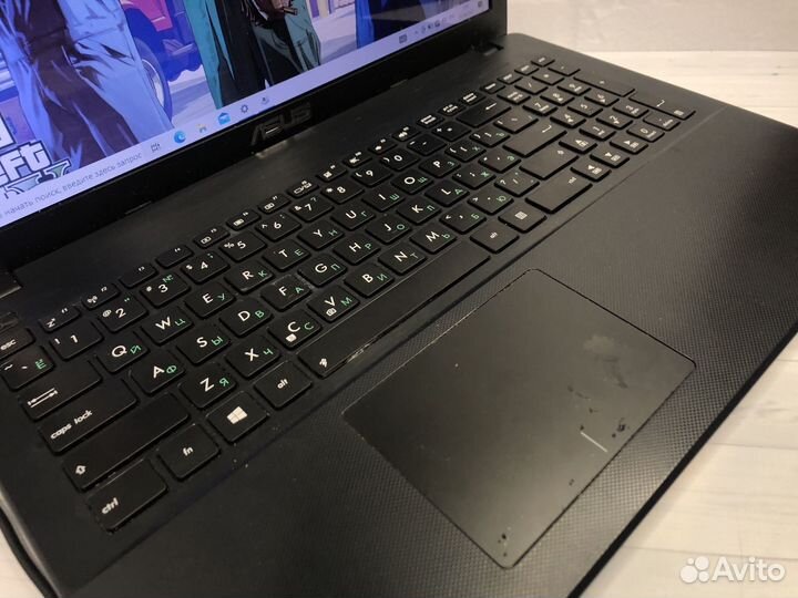 Красивый игровой ноутбук Asus 4 ядра/2 видеокарты