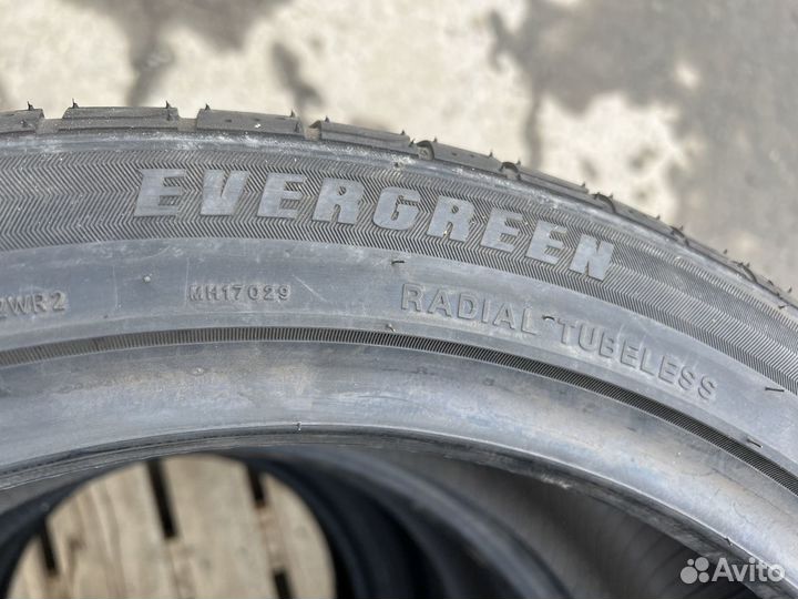 Evergreen EU728 245/40 R19 98Y