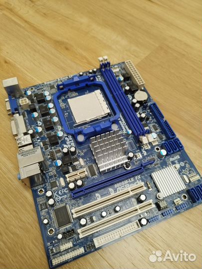 Материнская плата ASRock 880GM-LE FX