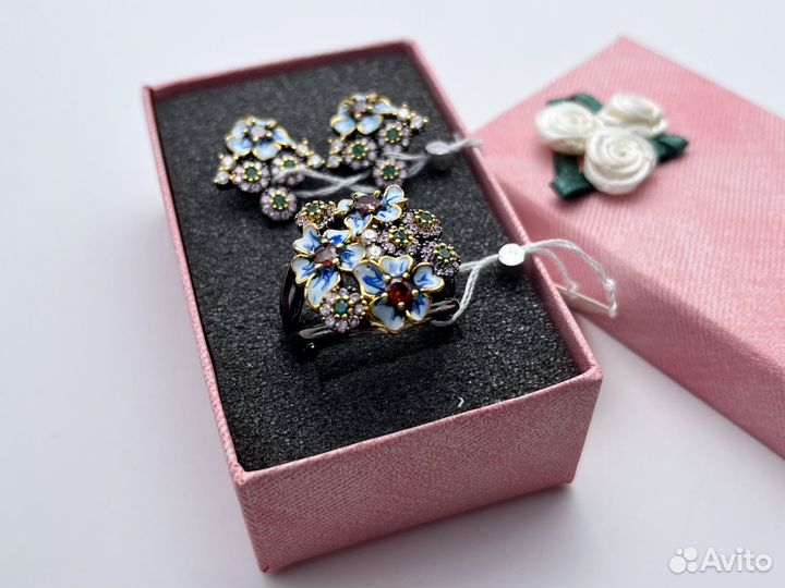 Комплект. Серебро. Новый