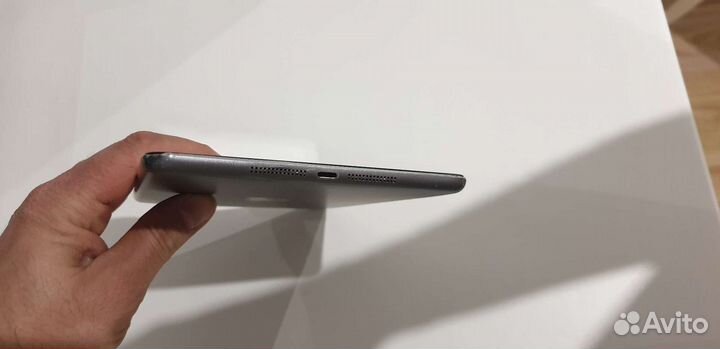 iPad mini 16 gb cellular с сим картой