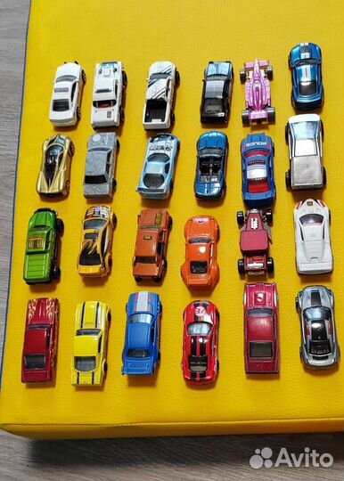 Машинки hotwheels