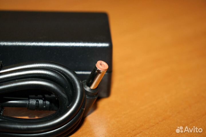 Блок питания для ноутбука Lenovo (5.5*2.5mm) новая