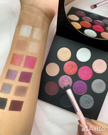 Лимитированная палетка теней MAC 12шт оригинал