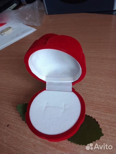 Футляр для колец бархатные коробочки