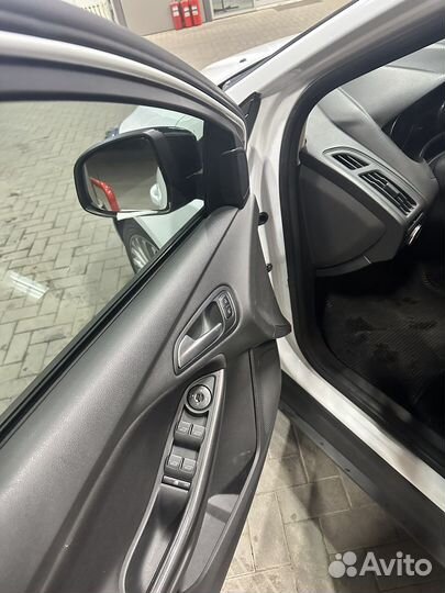 Фары на ford focus 3