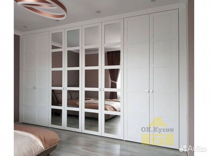 Встраиваемый шкаф