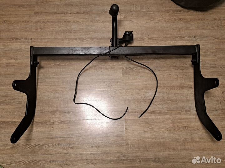 Фаркоп на LADA largus