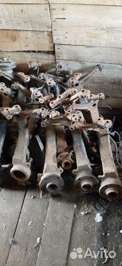 Кулак поворотный правый левый Ауди А6 С5 А4 В5