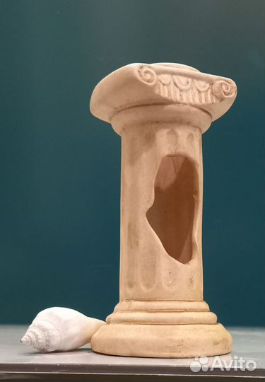 Колонна для аквариума