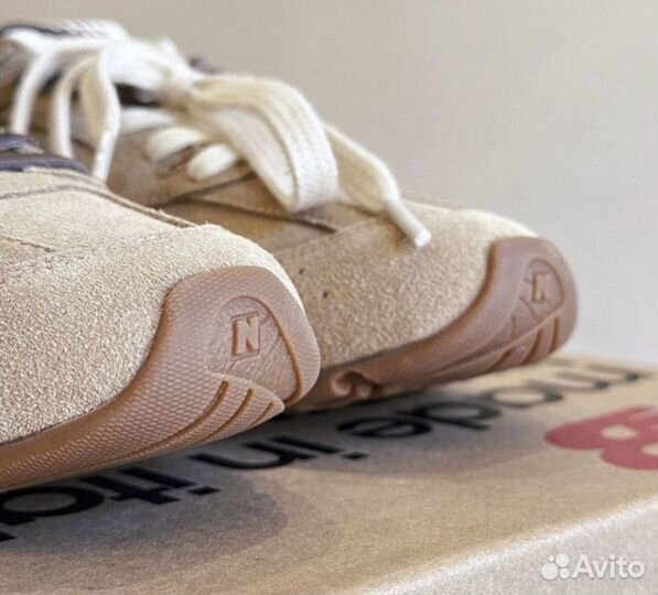 New Balance X Miu Miu 530 SL Light Brown