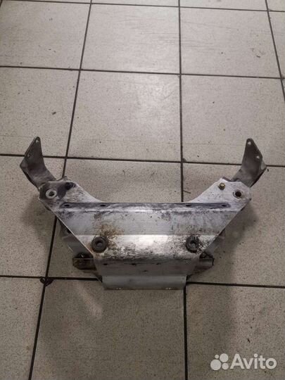 Подрамник Arctic cat tz1