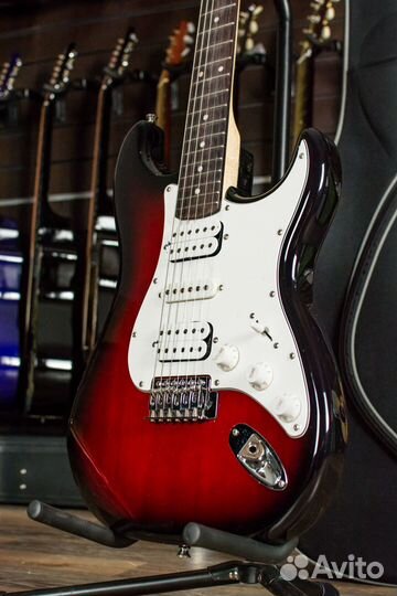 Электроакустическая гитара + аксесуары