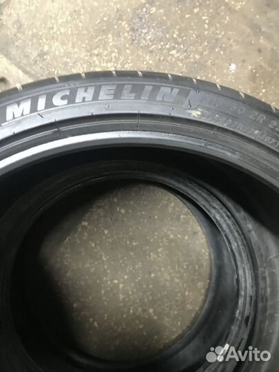 Michelin Pilot Sport 4 S 315/30 R22