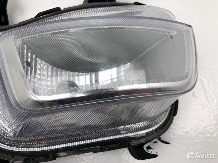 Правая противотуманная фара Kia Rio 3 (UB\QB)