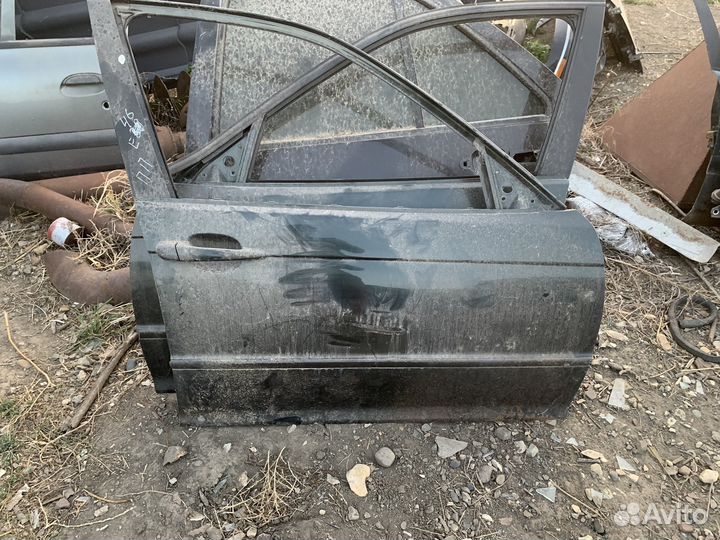 Дверь передняя правая BMW E46