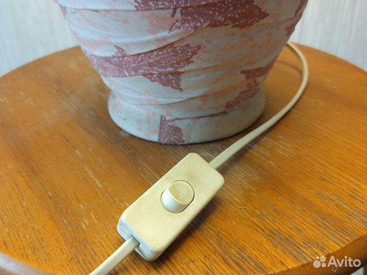 Лампа с абажуром. Производство Нидерланды CozyHome