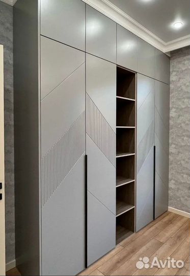 Шкаф стенка