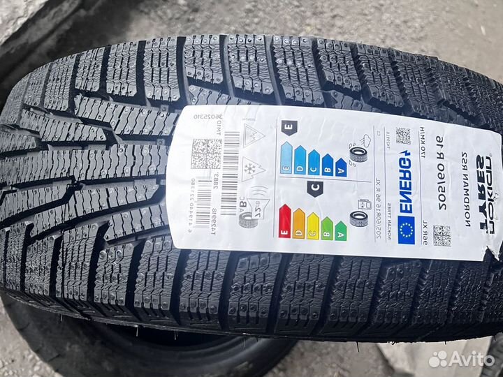 Nokian Tyres Nordman RS2 SUV 205/60 R16