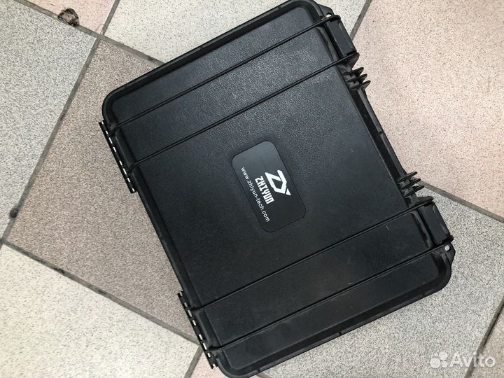 Электрический стабилизатор Zhiyun Crane