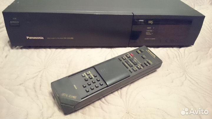 Видеомагнитофон Panasonic NV-J35EE