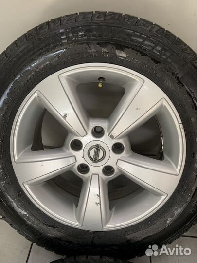 Зимние колеса на Nissan 215/65 R16